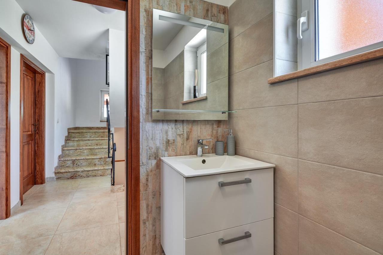 Relax House Surrounded By Olives And Vineyard Villa Stifanici Luaran gambar