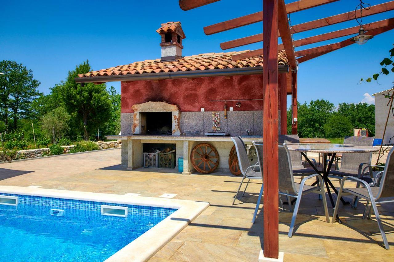 Relax House Surrounded By Olives And Vineyard Villa Stifanici Luaran gambar