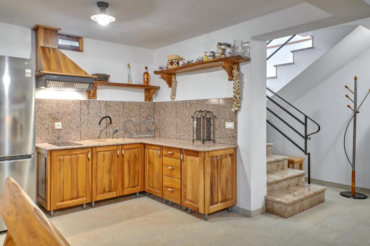 Relax House Surrounded By Olives And Vineyard Villa Stifanici Luaran gambar