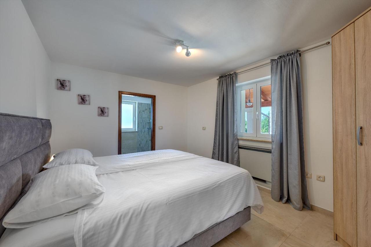 Relax House Surrounded By Olives And Vineyard Villa Stifanici Luaran gambar