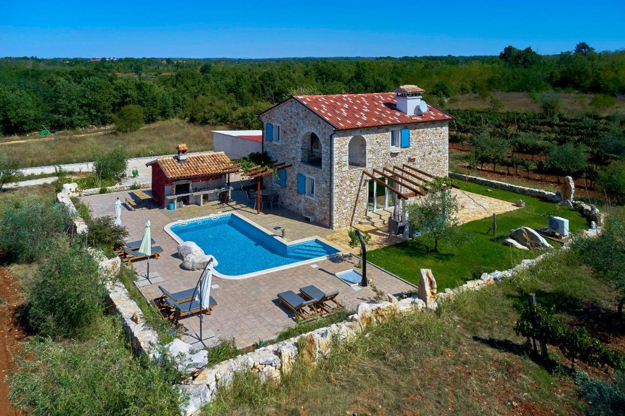 Relax House Surrounded By Olives And Vineyard Villa Stifanici Luaran gambar